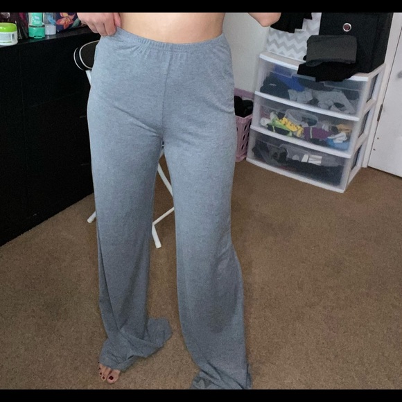 Small shein wide leg pants (gray) - Picture 3 of 3